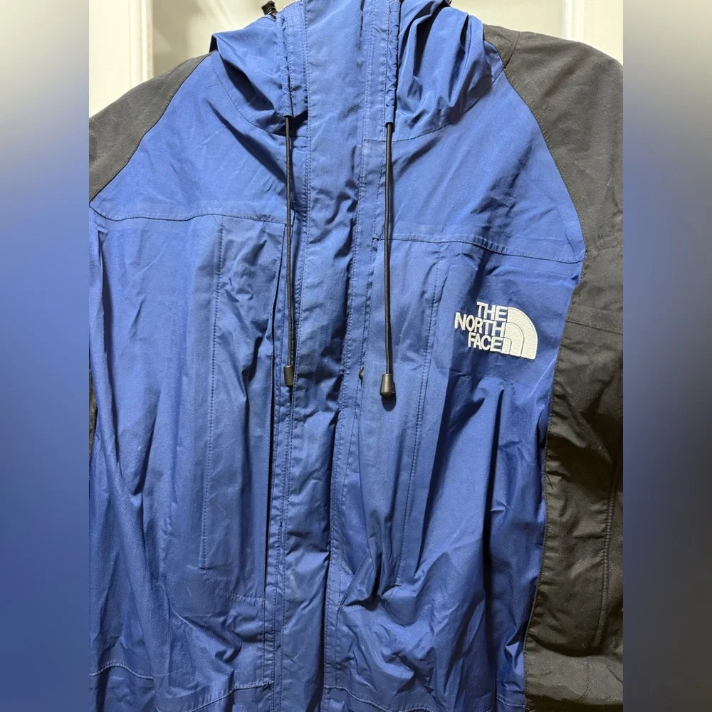 The North Face Men’s Summit Series GORE-TEX® Jacket-Vintage - Picture 7 of 15
